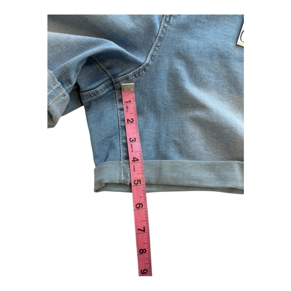 Royalty For Me Plus Size High Rise Exposed Button Fly Cuffed Denim Shorts - 24W - Picture 10 of 12